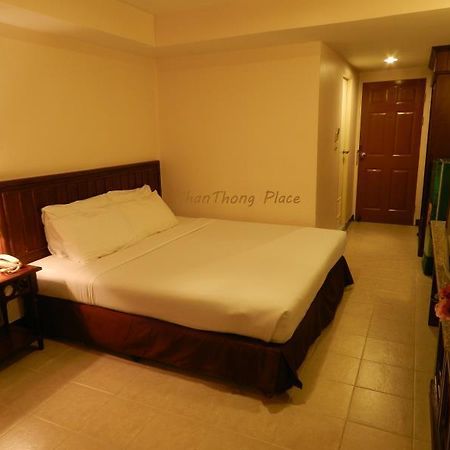 Chanthong Place Appartement Pattaya Buitenkant foto